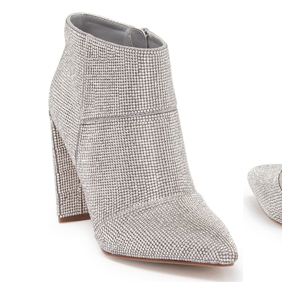 Steve Madden Shoes - Steve Madden booties